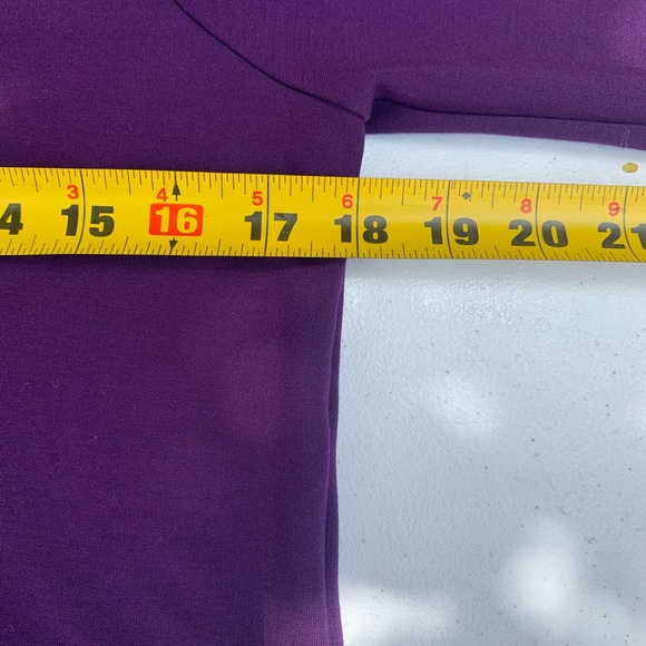 Halston womens long sleeve blouse size Medium. - Picture 7 of 8